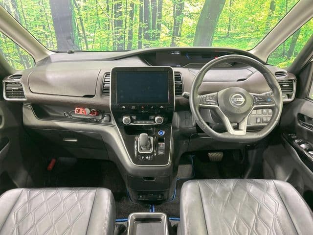 NISSAN