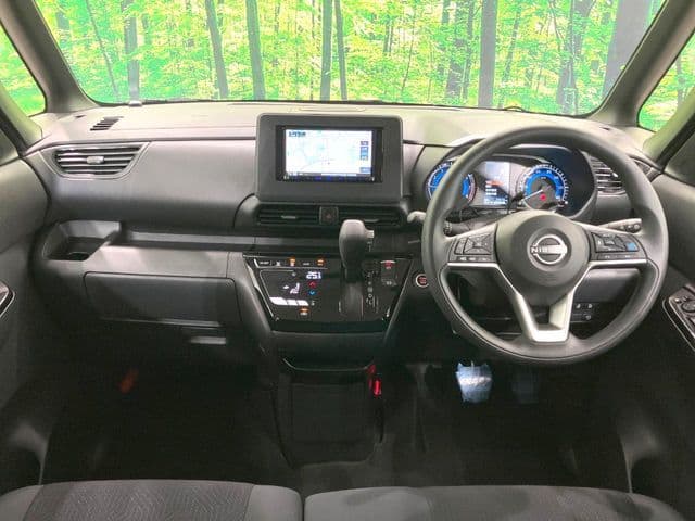 NISSAN
