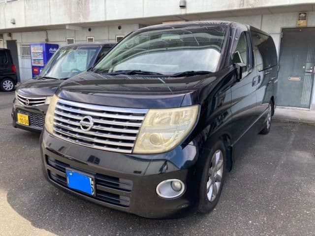 NISSAN ELGRAND