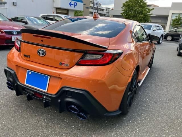 Car thumbnail 2