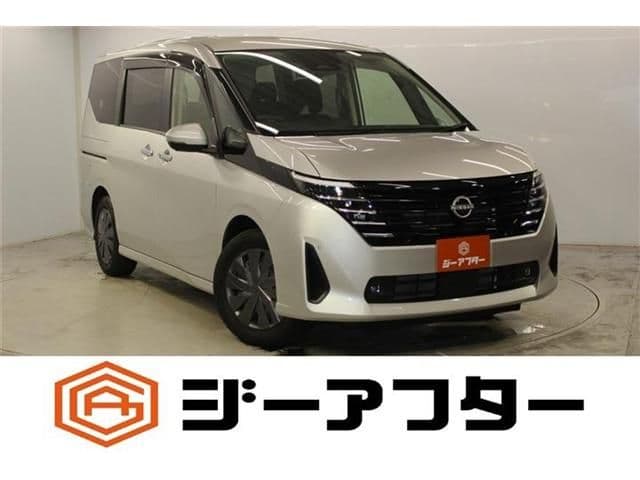 NISSAN