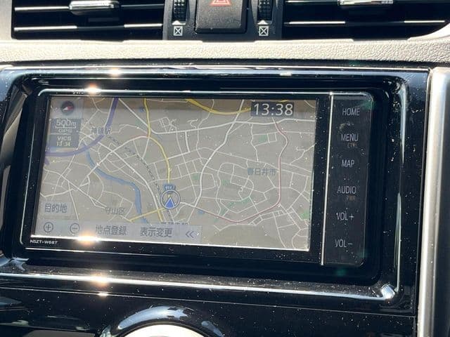 Car thumbnail 3