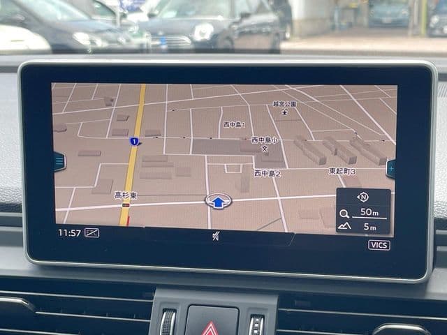 Car thumbnail 4