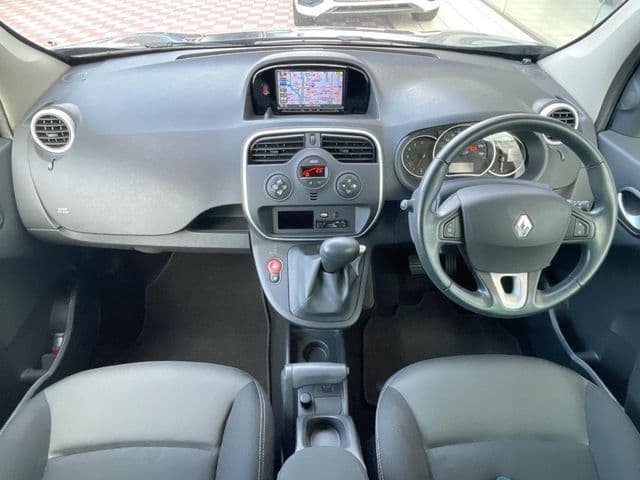 Car thumbnail 2