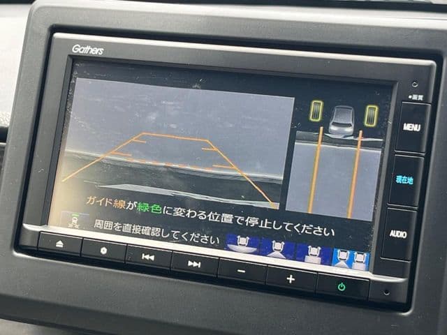 Car thumbnail 4