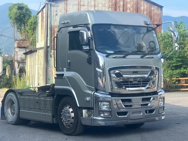 ISUZU GIGA