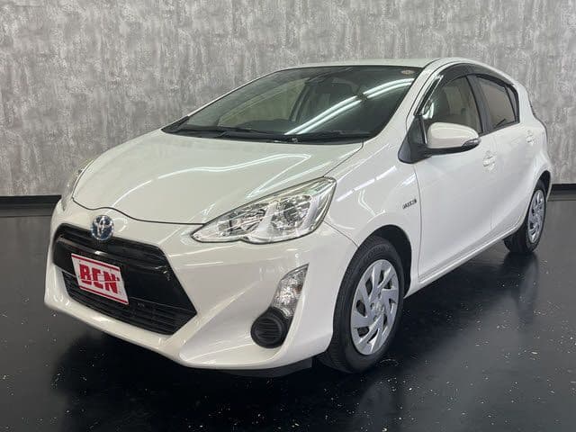 Car image 1