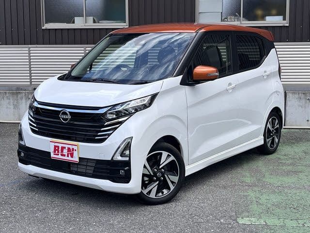 NISSAN