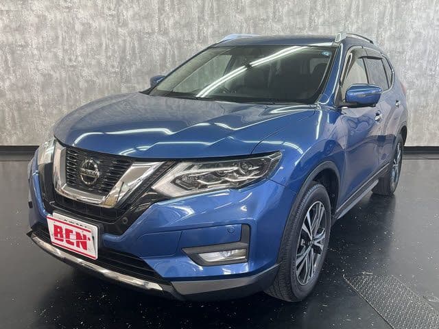 NISSAN