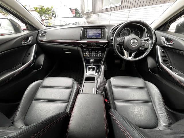 Car thumbnail 2