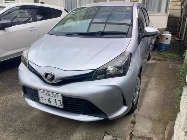 TOYOTA VITZ