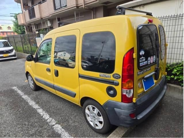 RENAULT