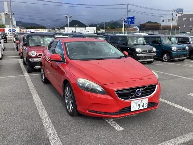 VOLVO