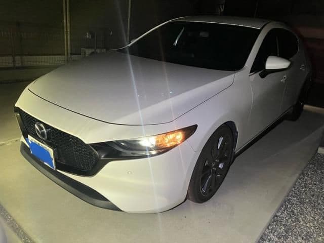 Car thumbnail 3