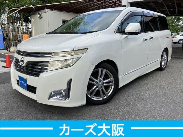 NISSAN ELGRAND 4WD