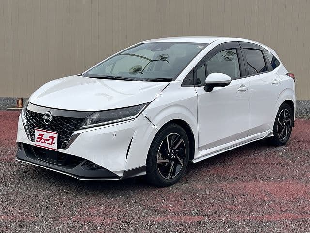 NISSAN