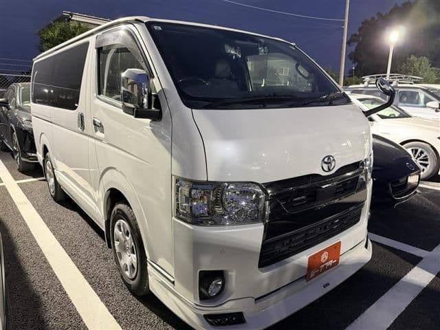 Car image 1