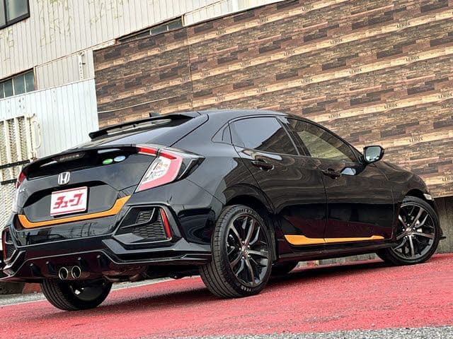 Car thumbnail 3