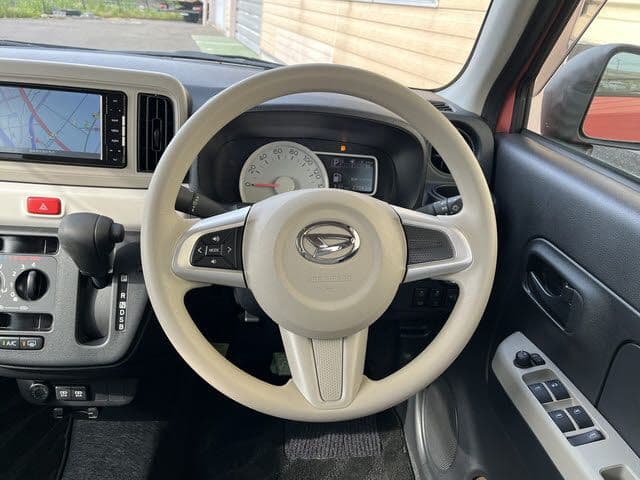 Car thumbnail 4