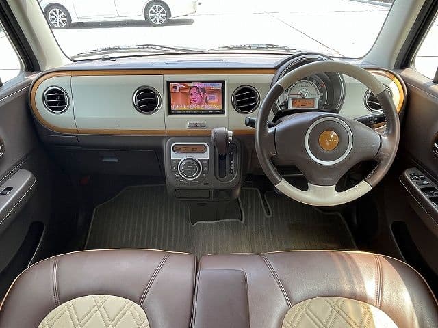 Car thumbnail 2