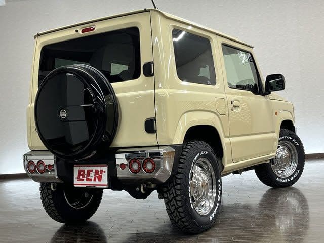 Car thumbnail 3