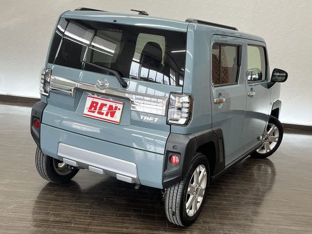 Car thumbnail 3