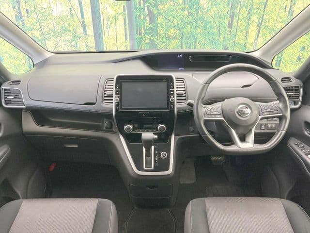 NISSAN