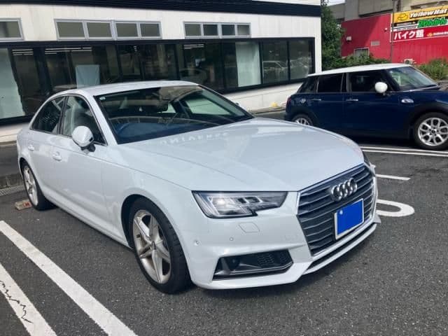 AUDI