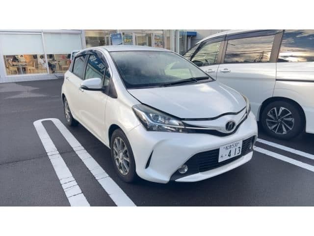 TOYOTA VITZ