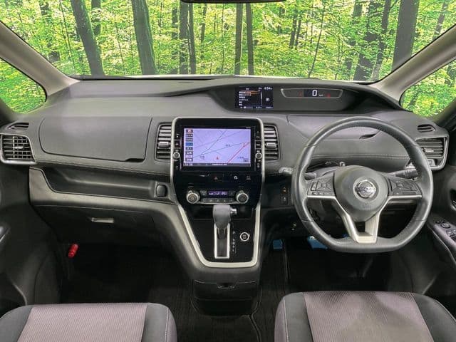 NISSAN