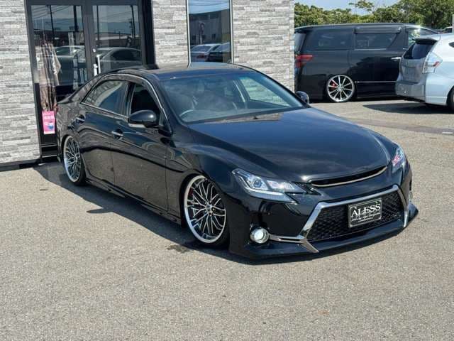 Car thumbnail 3