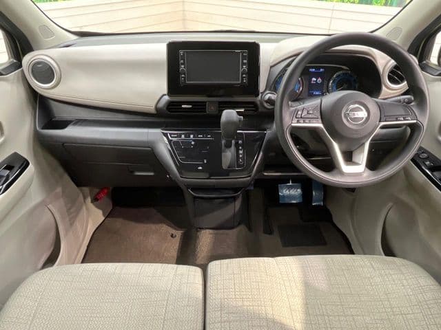 NISSAN