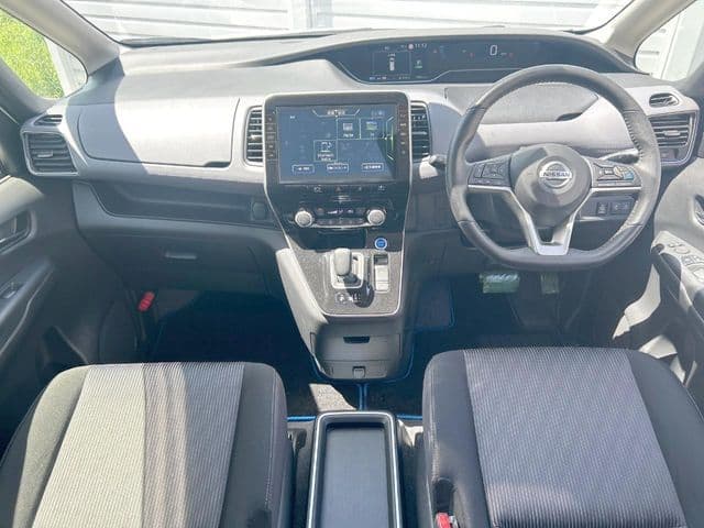 NISSAN