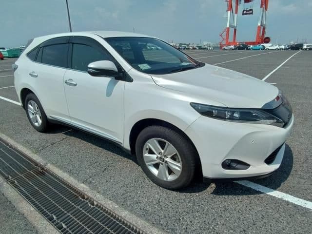 TOYOTA HARRIER 2WD