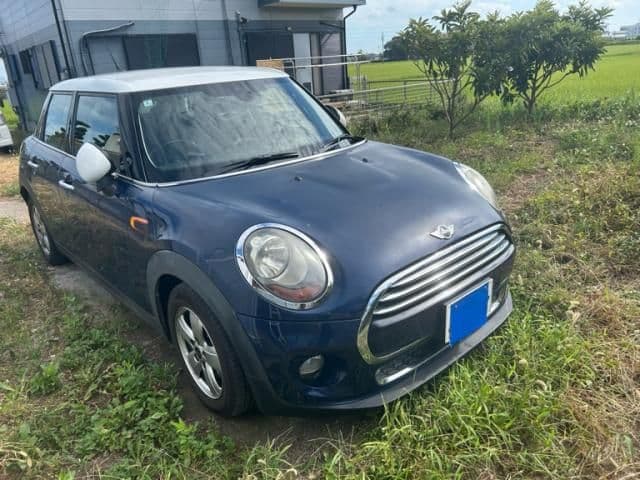 Car image 1
