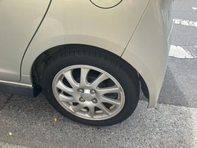 Car thumbnail 4