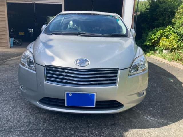 TOYOTA MARK X ZIO