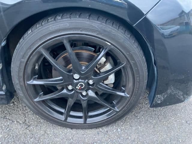 Car thumbnail 3