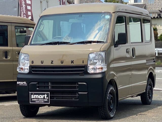 SUZUKI