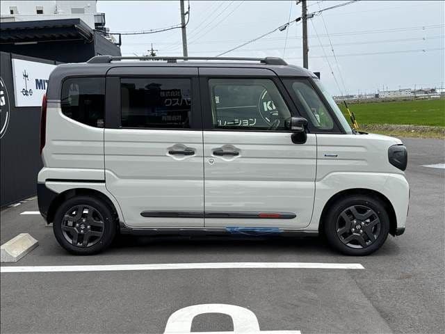 Car thumbnail 4