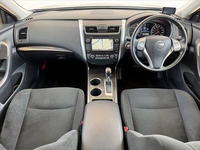 NISSAN