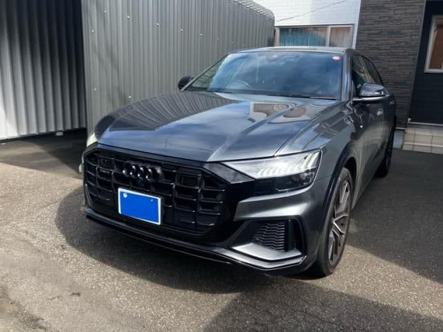 AUDI AUDI Q8