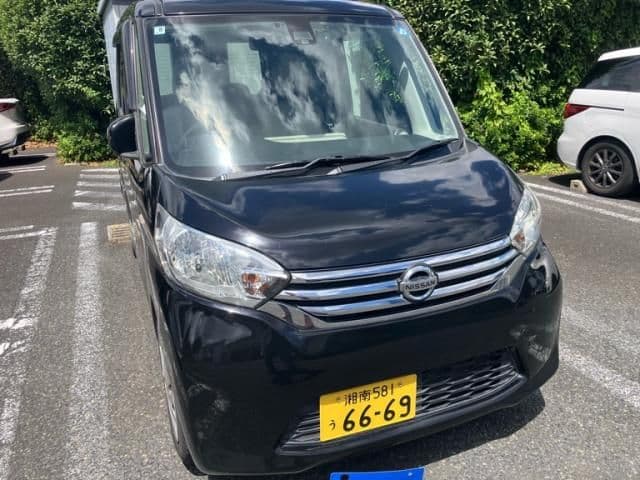 NISSAN DAYZ ROOX