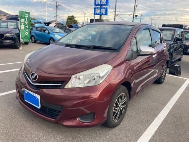 TOYOTA VITZ