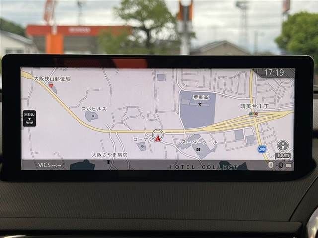 Car thumbnail 3