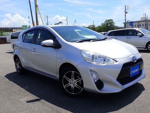 Car image 1