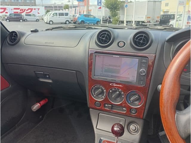Car thumbnail 3