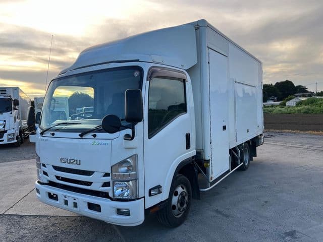 ISUZU ELF