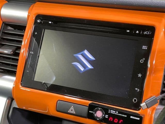 Car thumbnail 4
