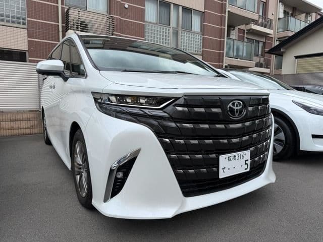 TOYOTA ALPHARD